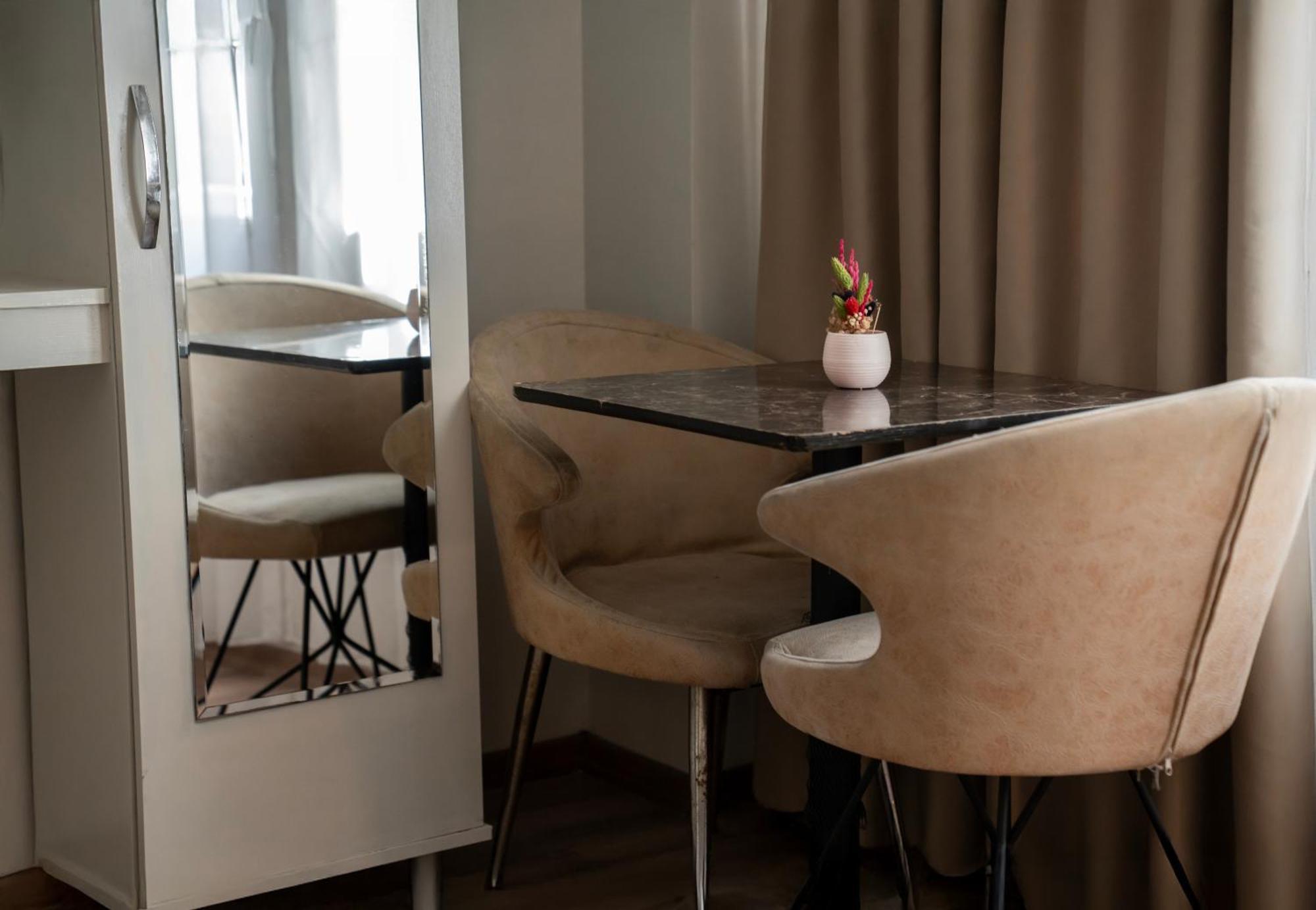 Pera İmperium Taksim Hotel Istanbul Bagian luar foto