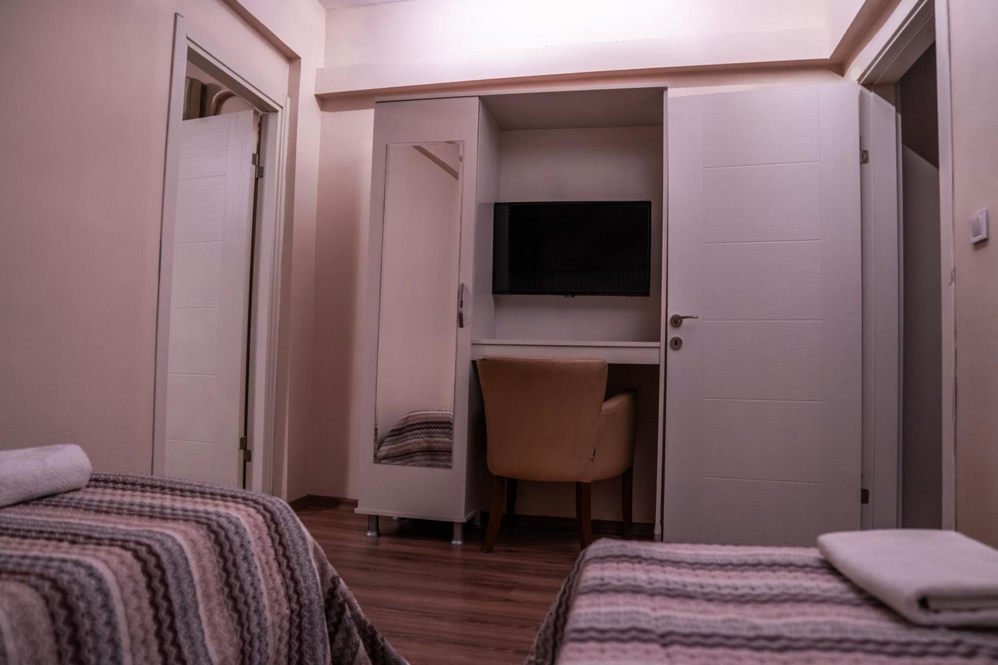 Pera İmperium Taksim Hotel Istanbul Bagian luar foto